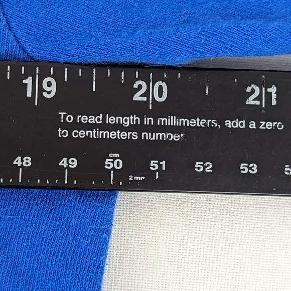 Dallas Mavericks 2011 Vintage Finals Tee  W/Roster Dirk Nowitzki  & Jason Kid - Picture 2 of 9